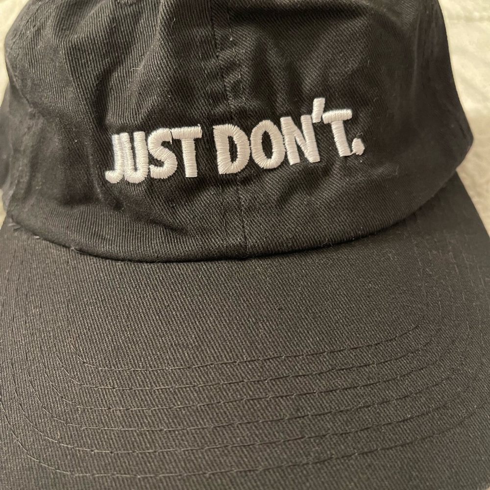 Carbon Elements Graphic Hats O/S - Picture 4 of 6